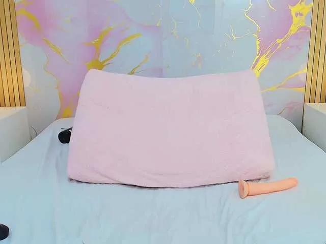 Freechat AlishaDixon on BongaCams