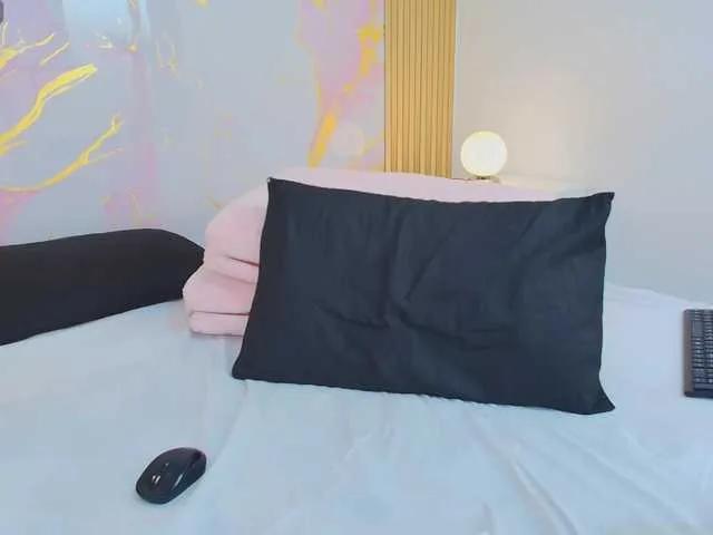 Freechat AlishaDixon on BongaCams