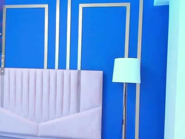 AmaraFierce — What turns me on is confident people who know how to treat a woman and aren't afraid to fantasize with me. I love complicity, dirty talk, and intense eye contact.