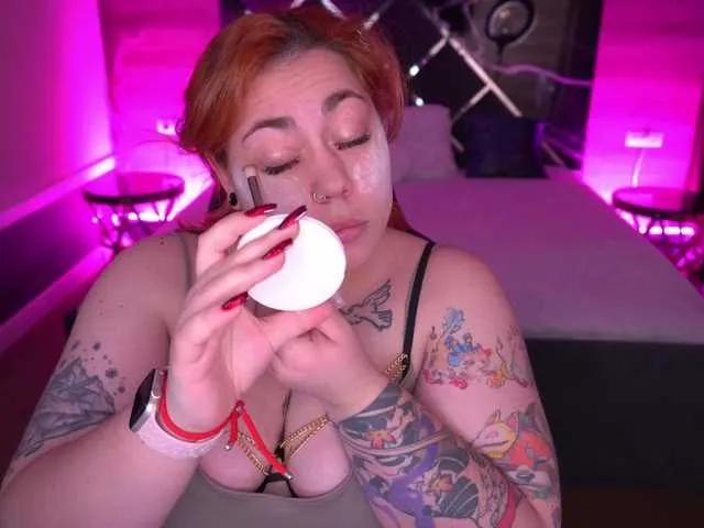 AmazonkaStarrr on BongaCams