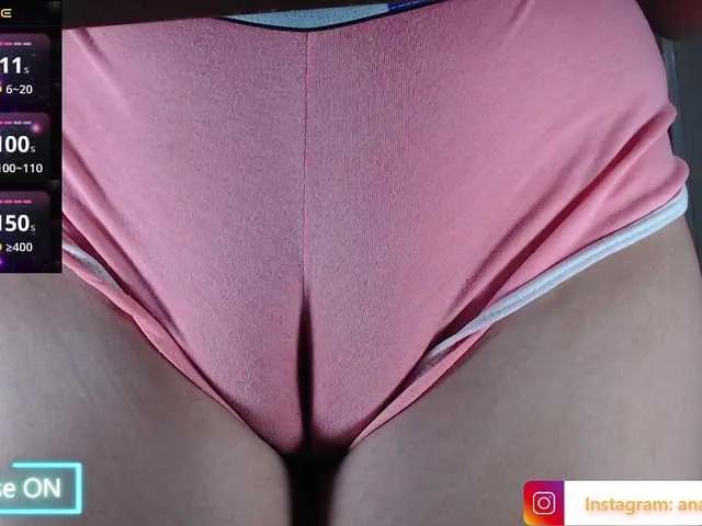 Freechat ana-loveee on BongaCams