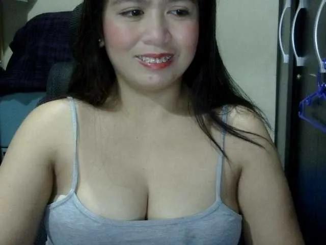 Offline aubrey11 on BongaCams