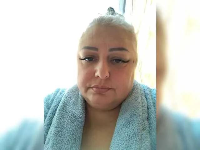 Freechat BigMilf on BongaCams