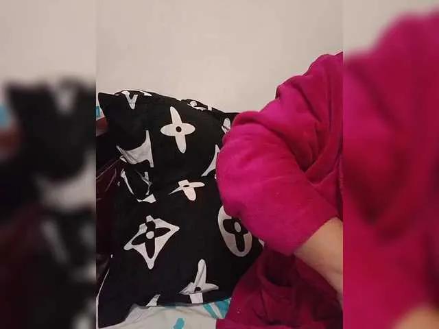 Offline buniaya123 on BongaCams