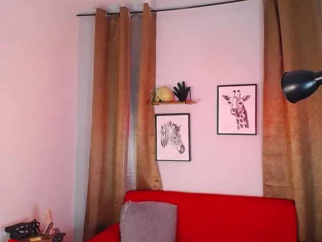 DakariaHills on BongaCams 