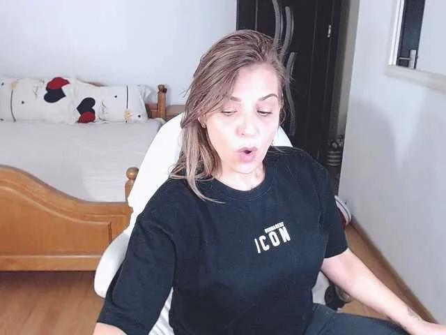 Evamaria2025 — _________
____________
_________________
____________________
_________________
_______________
____________
_____________

 strong vibrations, I like it a lot