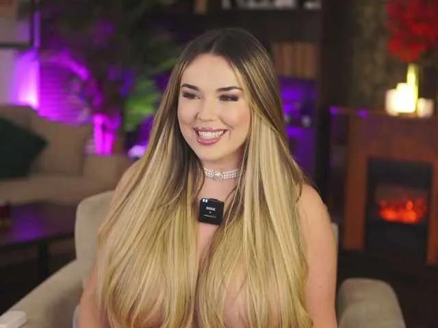 Offline EvaSunderland on BongaCams