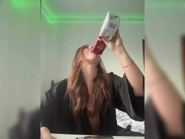 Evelonelfi on BongaCams 