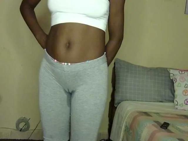 BongaCams Gladwell is Freechat Gladwell — Genuine compliments and good vibes
Roleplay, dirty talk, and playful teasing
Tips and encouragement during the show
Polite requests and mutual respect
Private shows with clear expectations