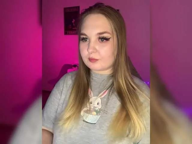 Offline Greeenfriends6969 on BongaCams