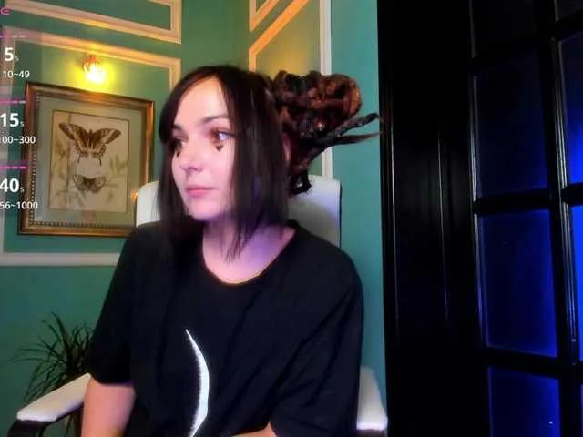 Freechat ingridblondy94 on BongaCams