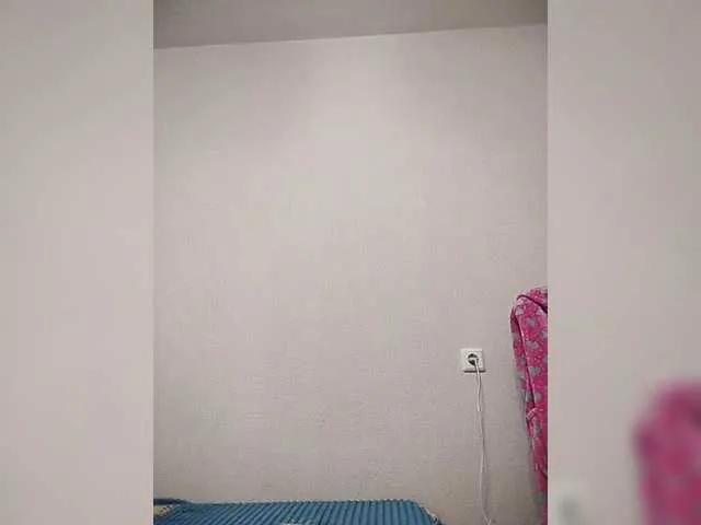 Offline Katy19801 on BongaCams