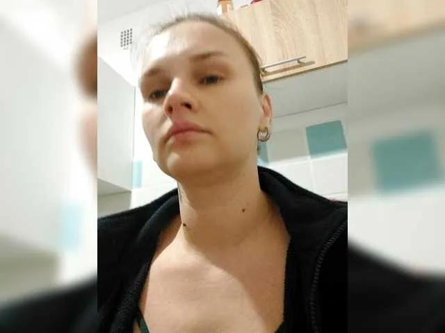 Freechat LisaLovHoney on BongaCams