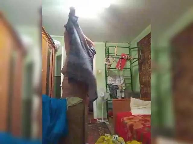 Offline Love777love on BongaCams