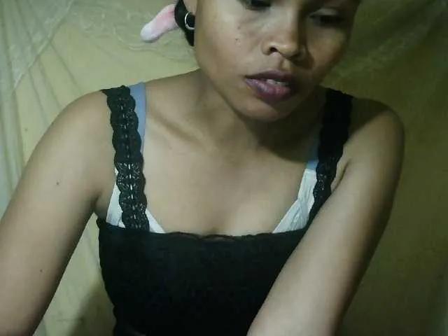 Freechat Pussy01lips on BongaCams