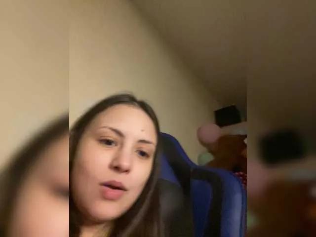 Offline SilverSaya on BongaCams