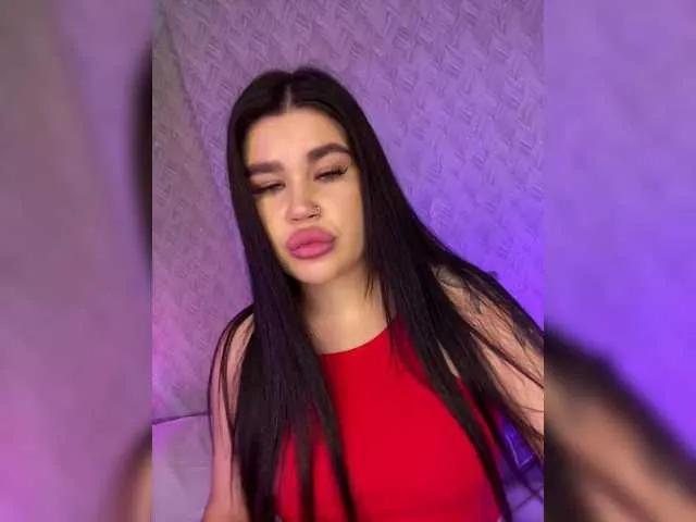 Freechat suchka-black- on BongaCams