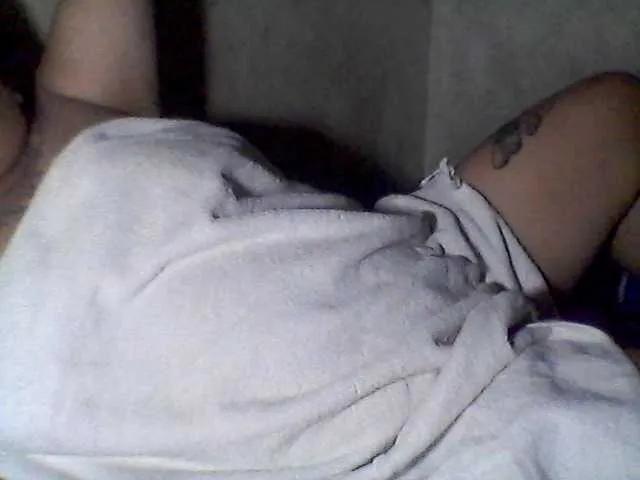 sweetasian33 on BongaCams 