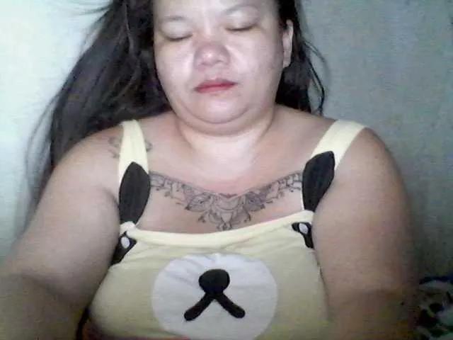 sweetasian33 on BongaCams 