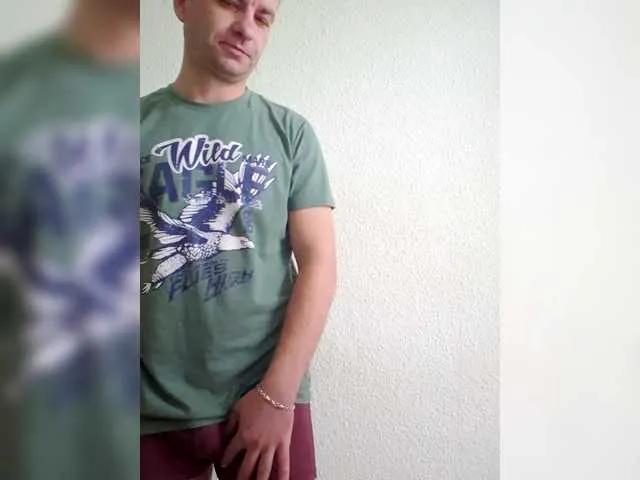 Freechat xxxharmonyyy on BongaCams