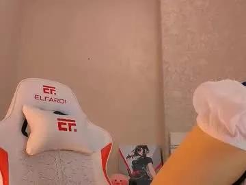 angel_asia_ — Pussy play under panties [86 tokens left] #young #bigass #lovense #squirt #asian