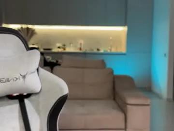 Freechat angelmi171 on Chaturbate