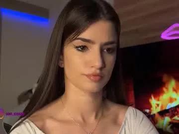 Freechat angelmi171 on Chaturbate