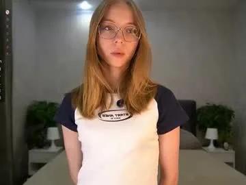 annettaregino — help me put oil on my shy boobs    Hello, my name is Eva!!! #teen #shy  #18 #natural #new [0 tokens remaining]