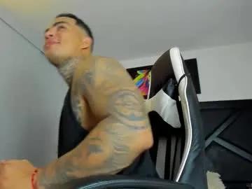 aquiles_elpapi — GOAL: HOT CUM SHOW  [999 tokens remaining] Happy to see you here, lets get freaky  #muscle #findom #atm #master #cum