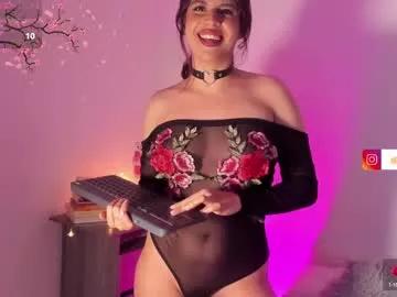 Freechat ari_bastett on Chaturbate