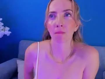 Freechat bellamariex on Chaturbate