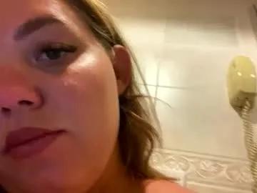 Freechat courteous_raspberrrry on Chaturbate