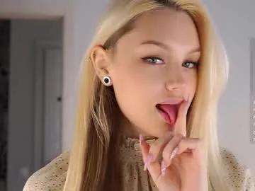 emmiemurray on Chaturbate