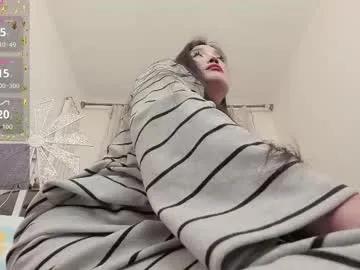 Freechat foxyiyi on Chaturbate