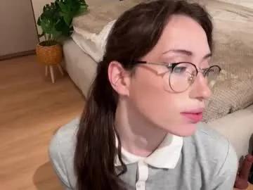 Freechat kellyberry__ on Chaturbate