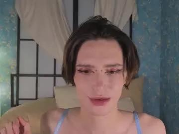 Freechat kira_long on Chaturbate