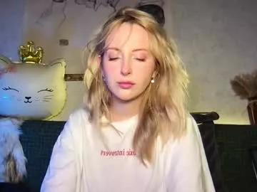 Freechat lierie on Chaturbate