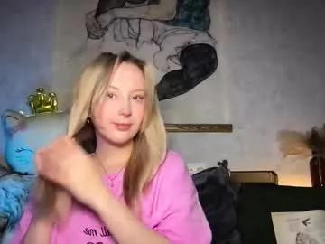 Freechat lierie on Chaturbate