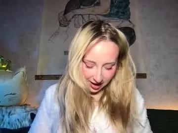 Freechat lierie on Chaturbate