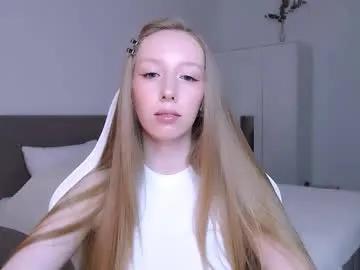 luna_insanity — hair bra in panties #shy #blonde #natural #skinny [245 tokens remaining]