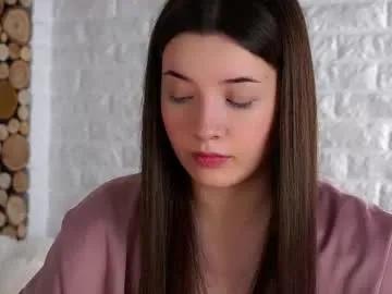 Freechat maidabuoy on Chaturbate