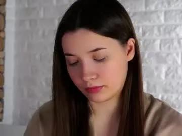 Freechat maidabuoy on Chaturbate