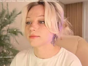 Chaturbate mia_milagros is Freechat mia_milagros — Let's cum together hehe - Multi-Goal : lovelovelove #squirt #young #natural #shy #pussy