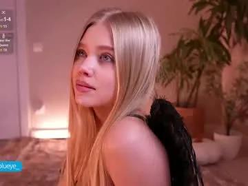 Freechat miablueye on Chaturbate