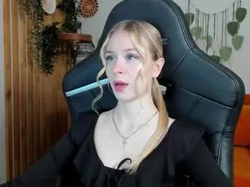 Freechat miagraces on Chaturbate