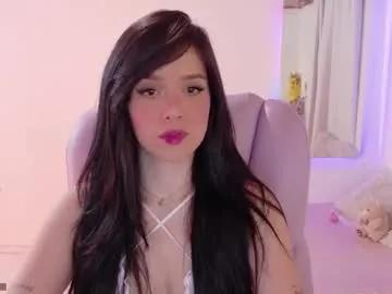 Freechat pau_cute on Chaturbate