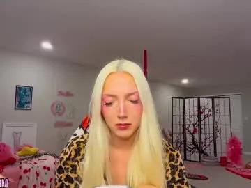 riababe on Chaturbate