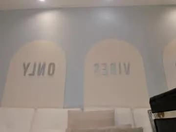 sunnyrivers_ on Chaturbate 