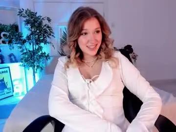 synrix — Welcome! My name is Ellie, and I`m here to save the world from grayness and boredom! // GOAL: Air Kiss [25 tokens left] #new #18 #shy #bigtits #blonde