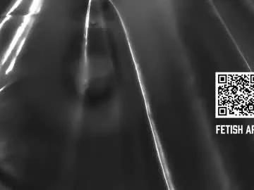 Freechat vinylstore on Chaturbate